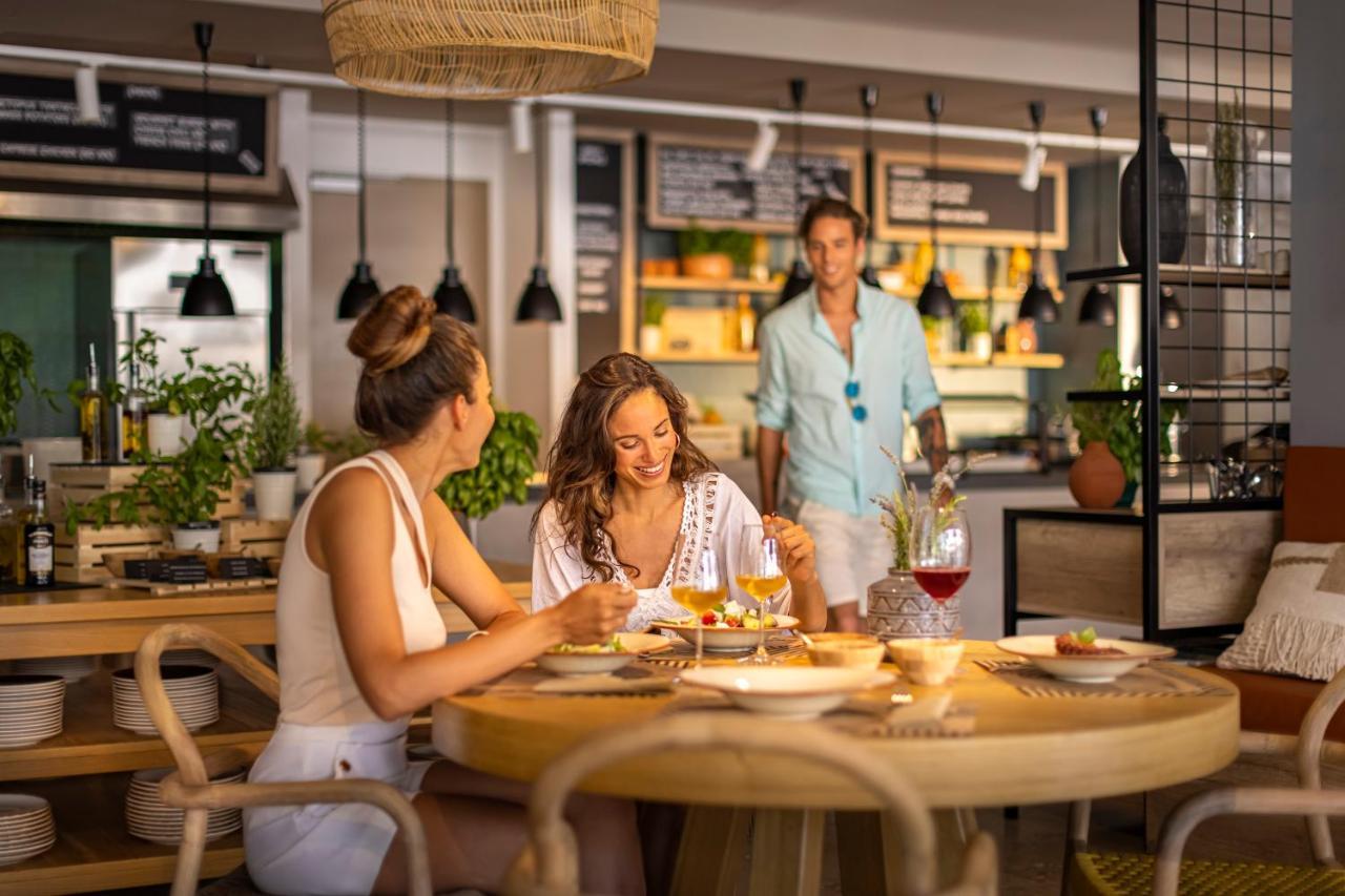 Places Hvar Hotel By Valamar Stari Grad  Bagian luar foto