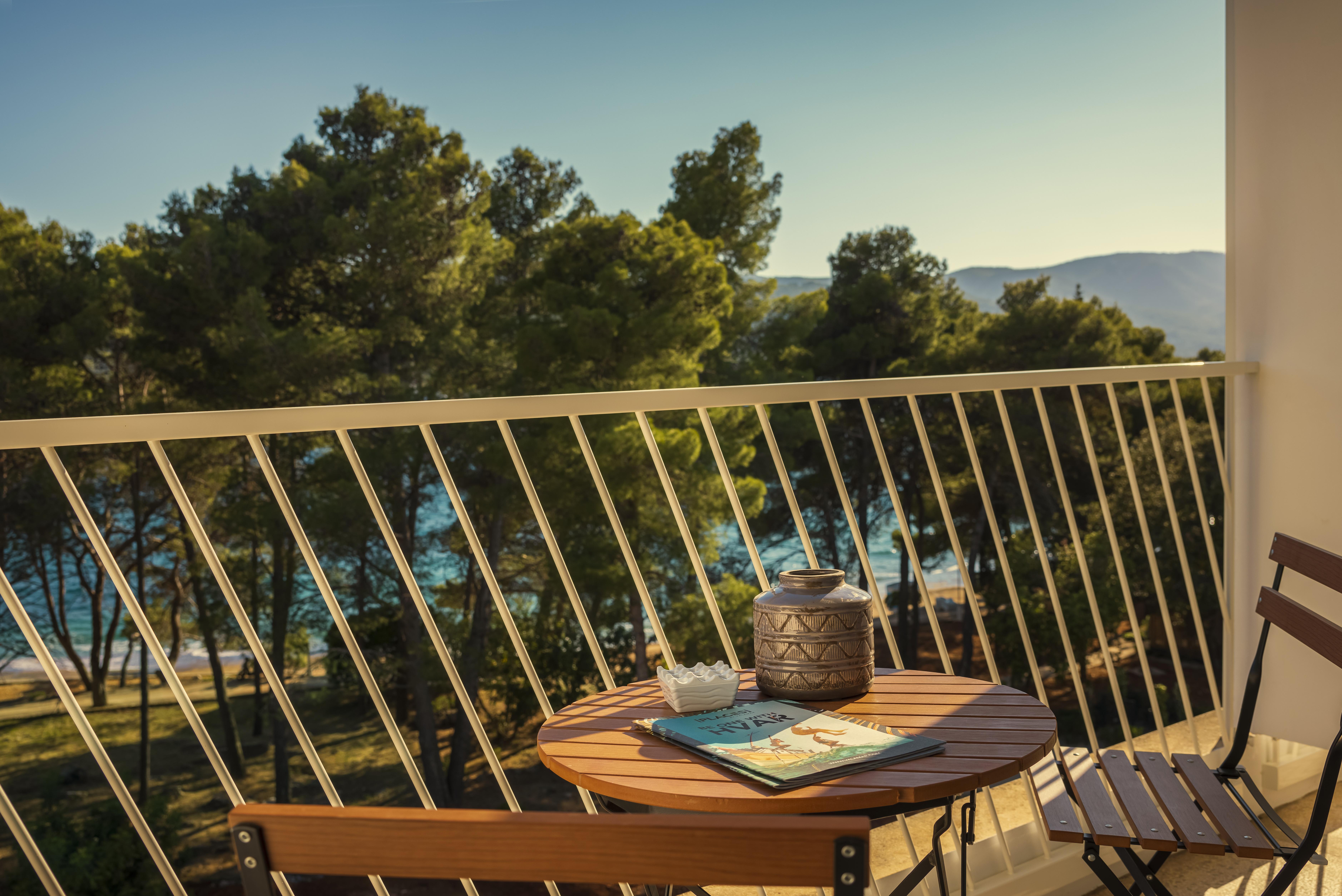 Places Hvar Hotel By Valamar Stari Grad  Bagian luar foto
