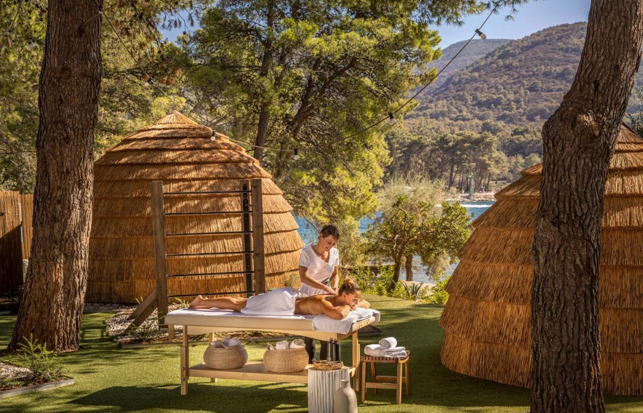 Places Hvar Hotel By Valamar Stari Grad  Bagian luar foto